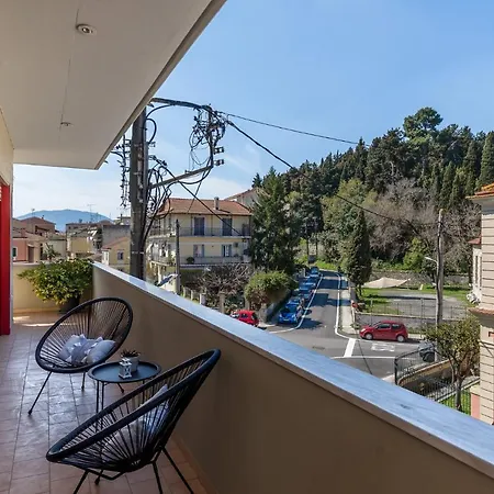A Luxury Retreat In Corfu Town By Konnect, Two-bedroom Apartman *